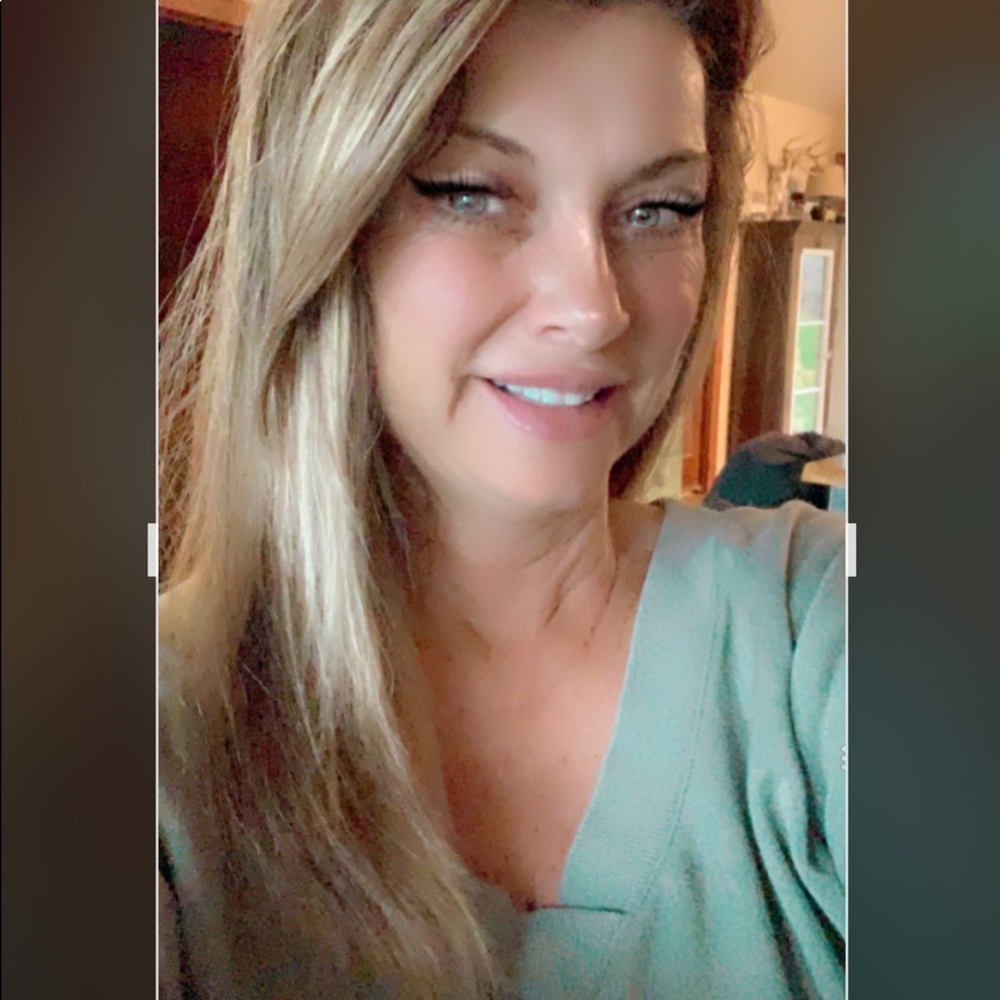 Meet your Posher, Nikki